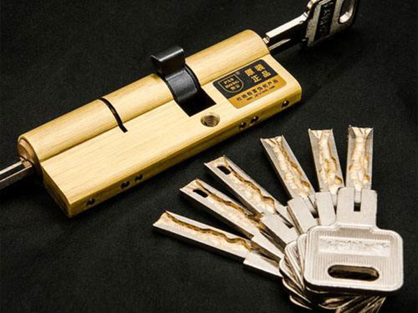 江海24小时上门开锁公司