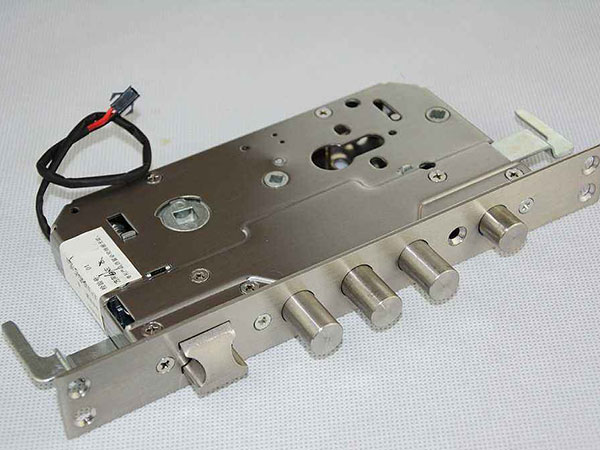 江海24小时上门开锁公司